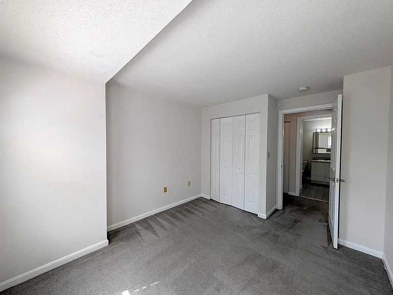 155 Beacon St #3 — Photo 6