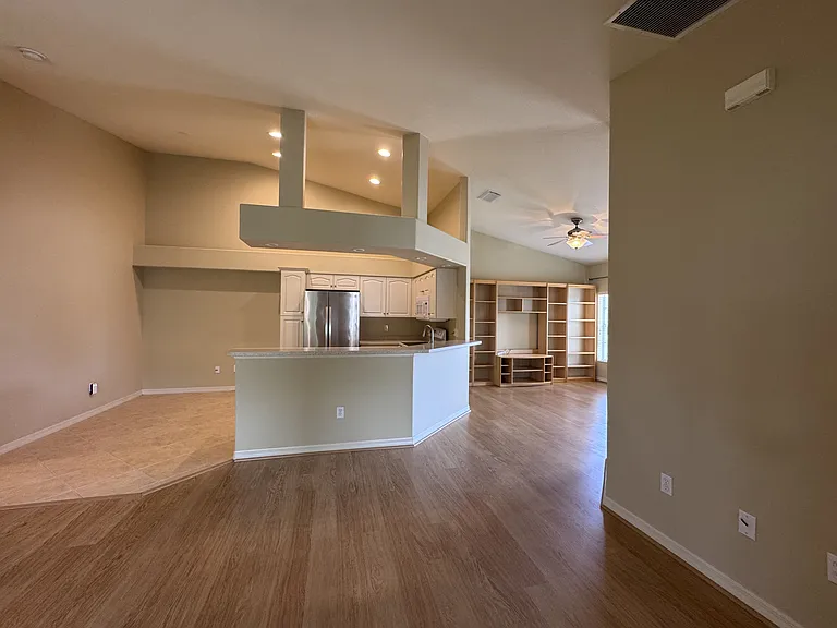 200 Mirabella Cir #204 — Photo 3