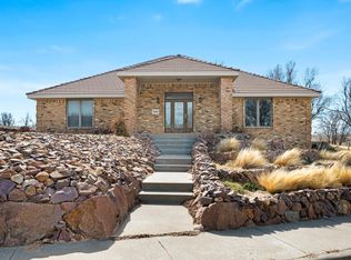 2500 Chaumont Dr, Pampa, TX 79065