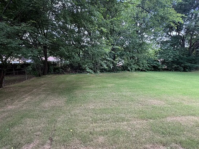 1711 Golf Club Ln — Photo 16