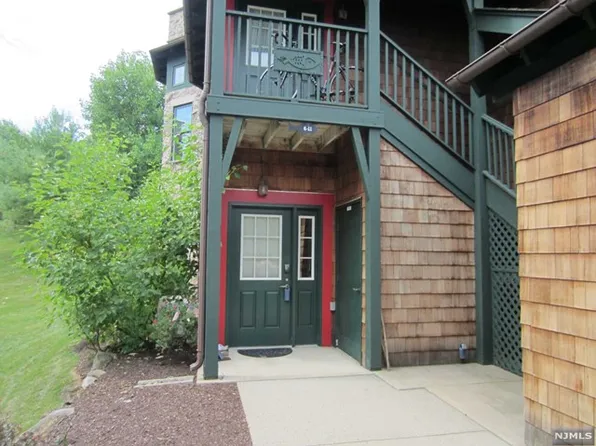 6-11 Maple Cres, Vernon, NJ 07462