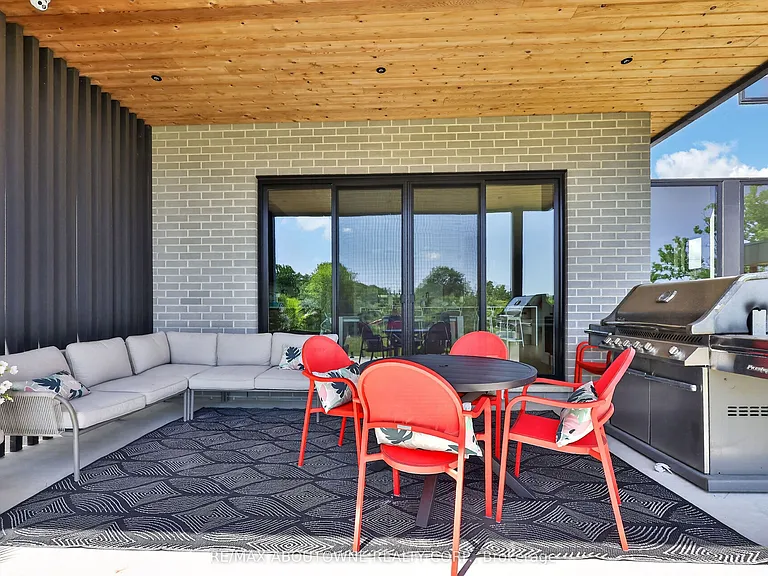 70 Upper Mount Albion Rd — Photo 40