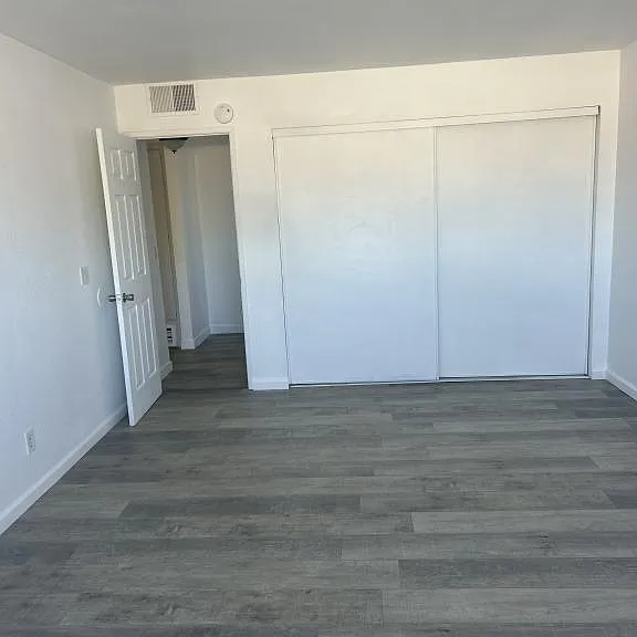 120 E Avenue Q7 — Photo 11