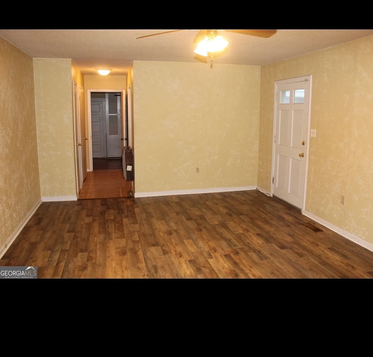 2 bed, 2.0 bath, 1404 sqft, $1,250 — Photo 4