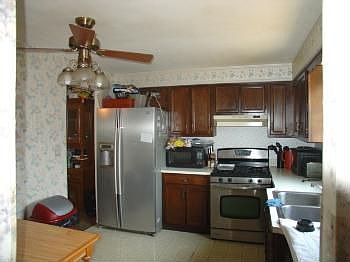 2nd image of 6470 State Rd APT K-7