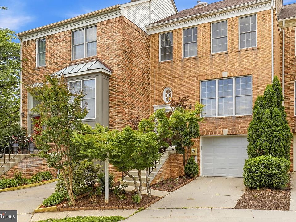 1st image of 3920 Dunes Way
