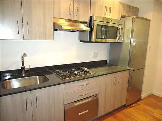 Rented by Mirador Real Estate | media 31