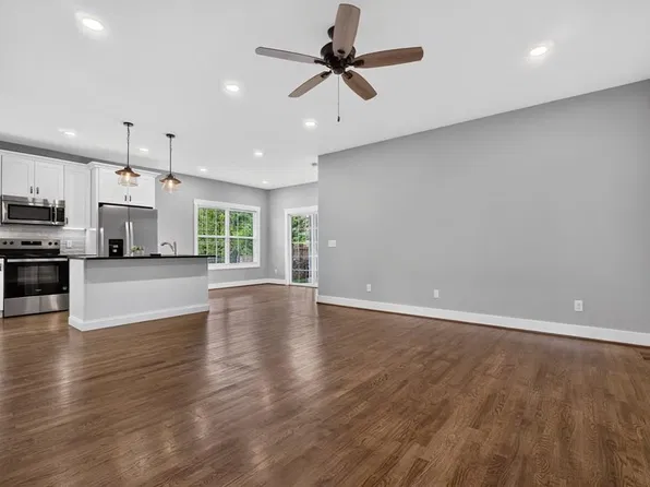 1111 Cross Pointe Dr, Cookeville, TN 38506