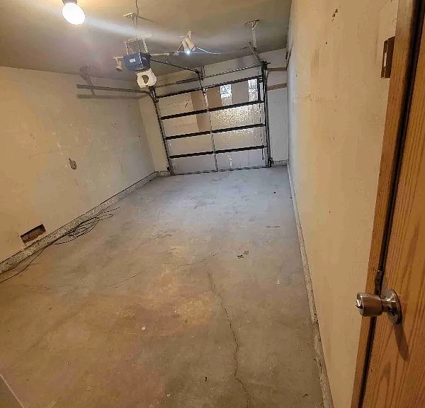 442 Holick Ave — Photo 3