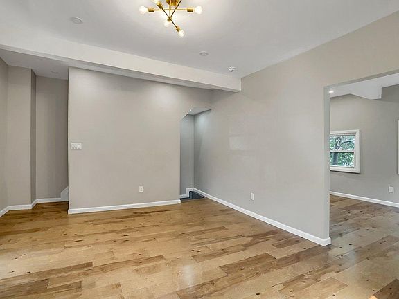 5th image of 4 South St