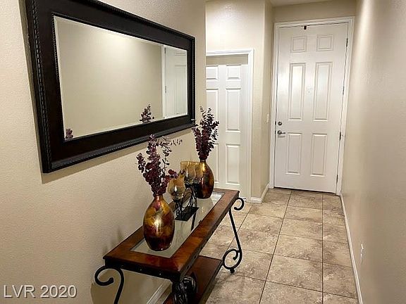 2nd image of 5344 Mountain Garland Ln