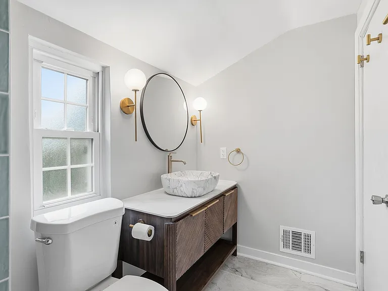 951 Rita Dr — Photo 14