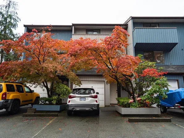 2990 Mariner Way #2, Coquitlam, BC V3C 4K1