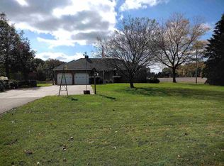 12131 W Corunna Rd, Lennon, MI 48449