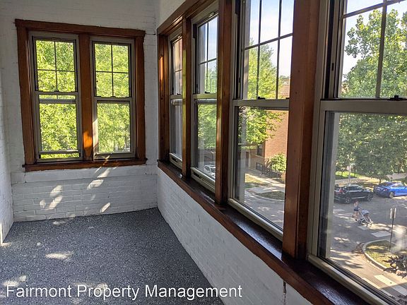 2nd image of 3420 N Lakewood Ave #3N