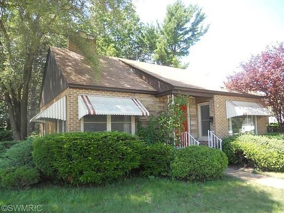 2nd image of 2587 Glenside Blvd