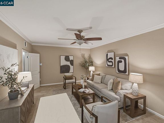 5th image of 175 Selby Ln Unit 7