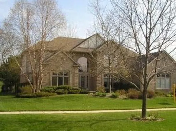 15133 Towering Oaks Dr, Shelby Township, MI 48315
