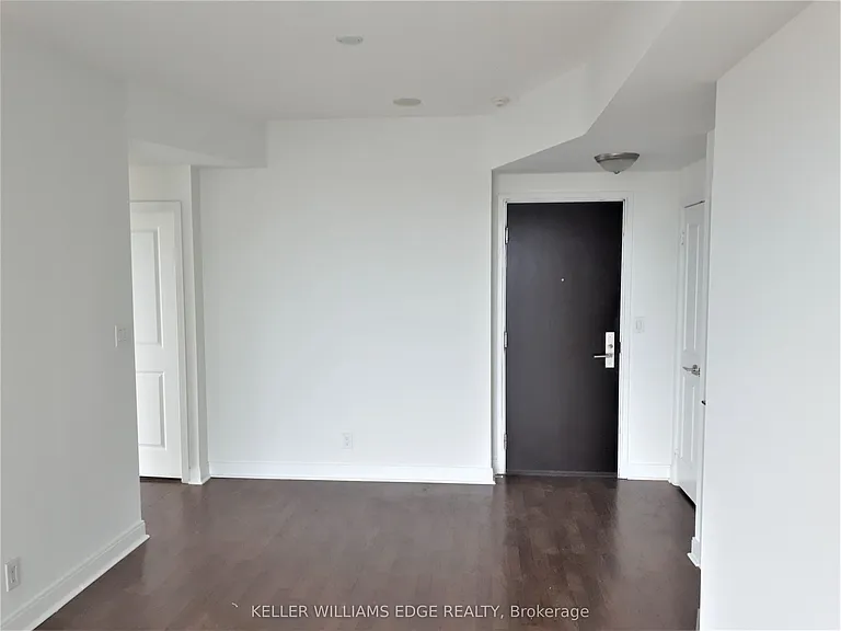 50 Absolute Ave E #3906 — Photo 5