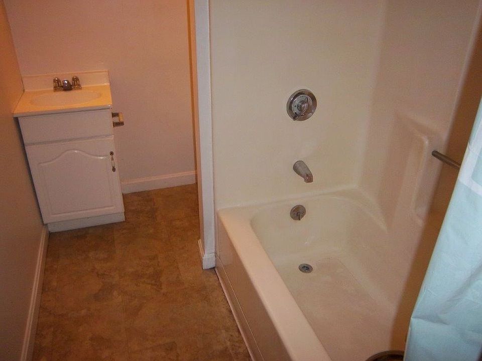 2nd image of 48 Taunton Green # Fl 3rd