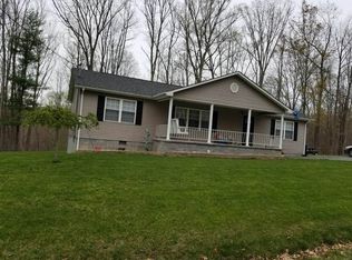 3106 Flat Mountain Rd, Alderson, WV 24910