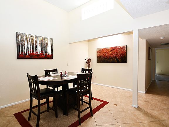 3rd image of 1435 N Camino Emiliano