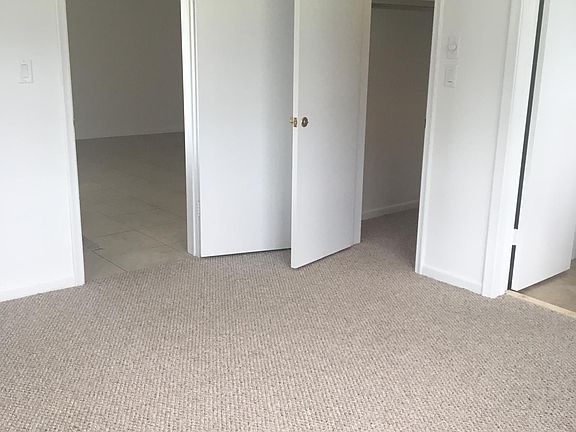 Master Bedroom With Bathroom & Walk-In Closet