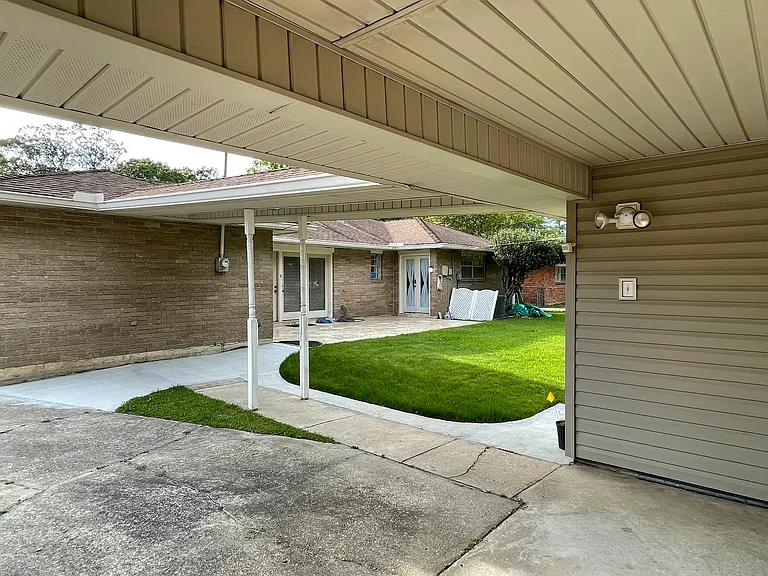 1543 Shawn Dr — Photo 16