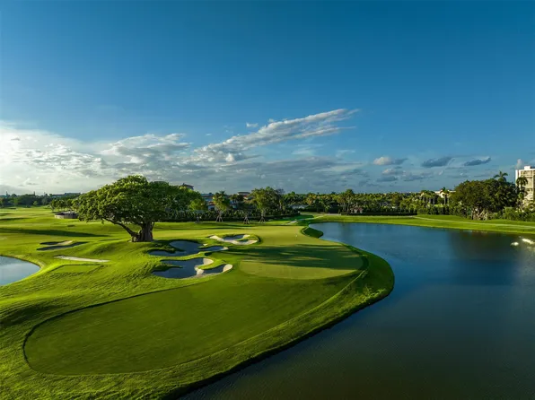 501 Diplomat Parkway #3-D, Hallandale Beach, FL 33009