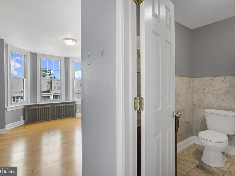 2803 Aramingo Ave — Photo 22