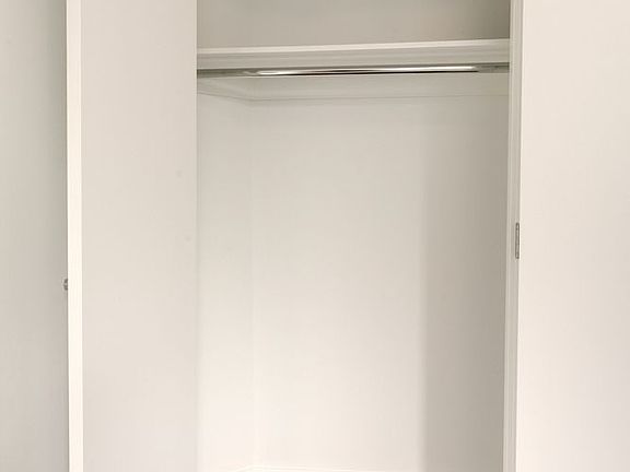 4th image of 194 E 2nd St APT 4J
