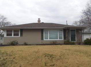 708 Sycamore St, Highland, IL 62249