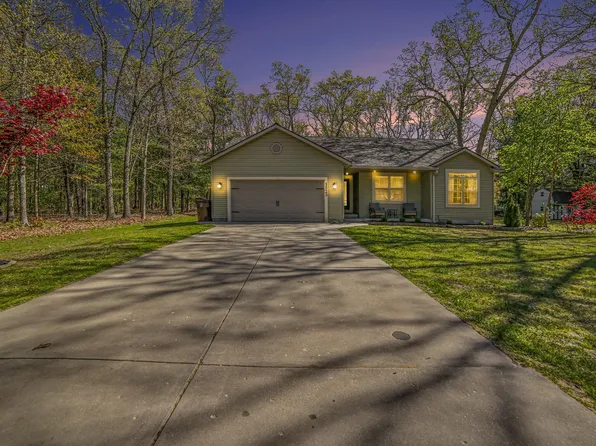 1523 Destiny Dr, Muskegon, MI 49445