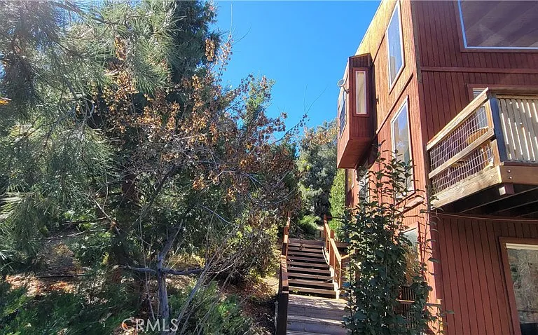 1317 Pinetree Dr — Photo 40