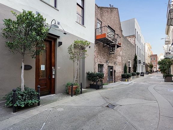 2nd image of 25 Hotaling Pl #10983603