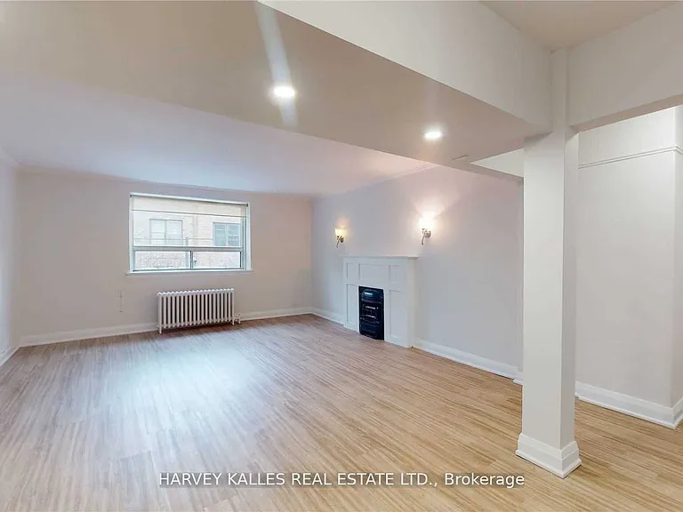 316 Lonsdale Rd #2 — Photo 2