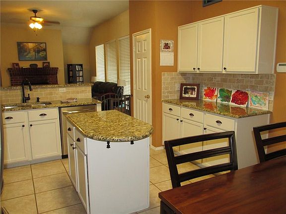 4th image of 1821 Oak Bend Ln