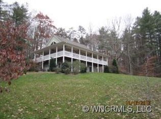 60 Jewels Ln, Weaverville, NC 28787