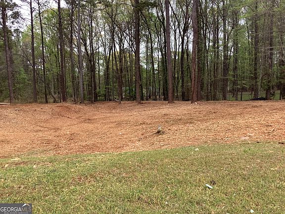 3rd image of 0 Hilo Rd