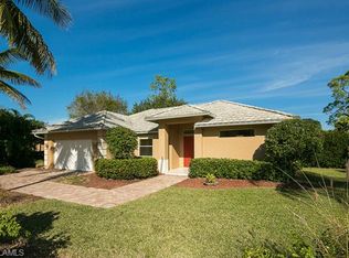 202 Palmetto Dunes Cir, Naples, FL 34113