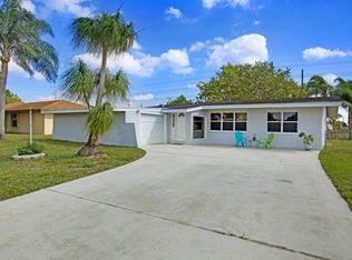 218 Sandpiper Ave, Royal Palm Beach, FL 33411