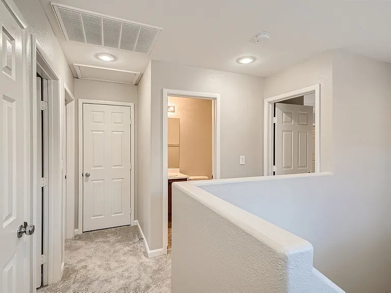 25 Red Oak Canyon St #1 — Photo 23