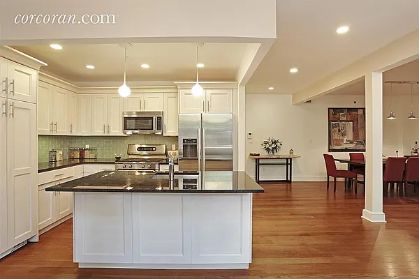 Sold by Corcoran | media 14