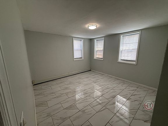 5th image of 1747 Mahan Ave #1F