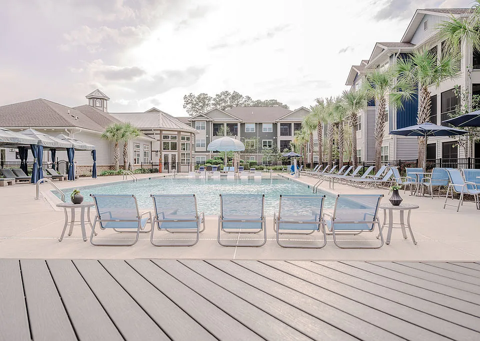 Mystic Bluff Apartments