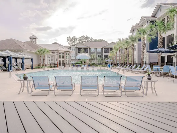 Mystic Bluff Apartments