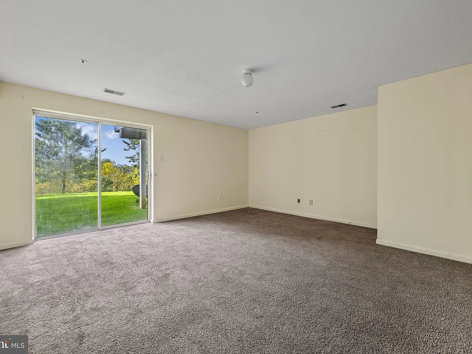 3 bed, 4.0 bath, 1836 sqft, $2,750 — Photo 4