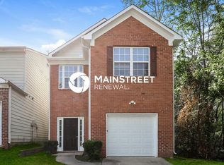 5063 Windsor Forrest Ln, College Park, GA
