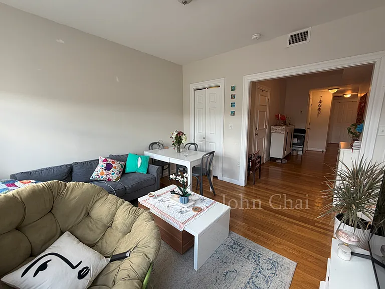 1932 Beacon St #4 — Photo 6