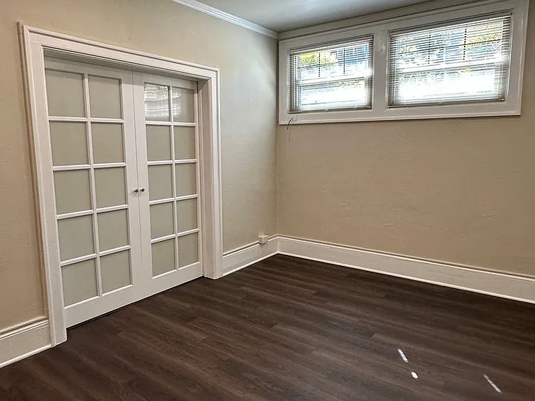 De Luxe Apartments LLC — Photo 15